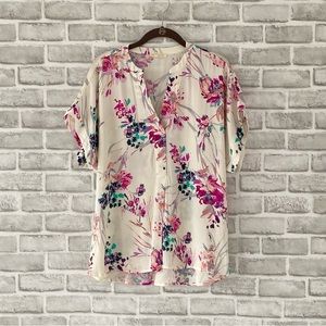 Lovestitch Controlled Chaos Short Sleeve Floral Blouse